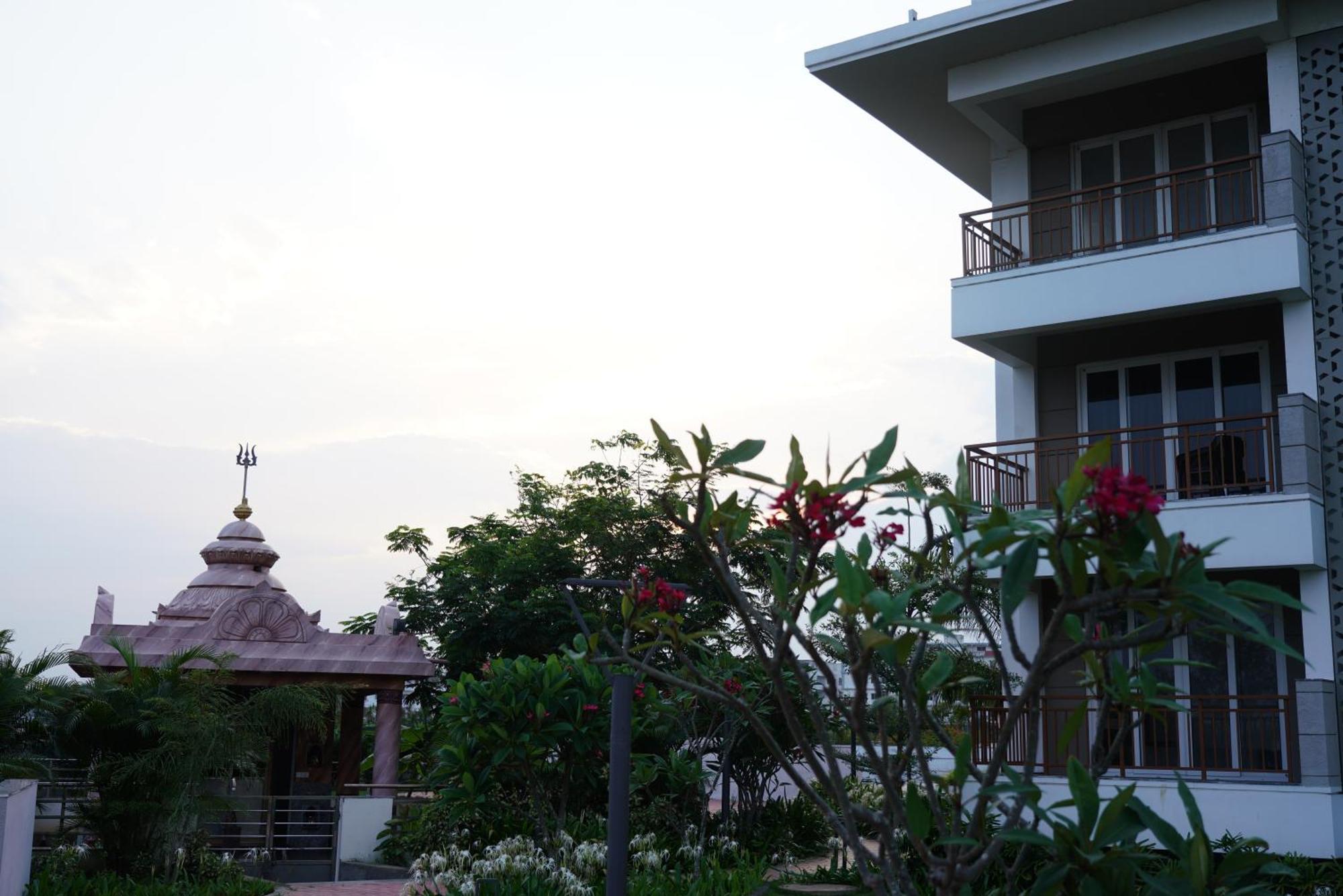 Palm Regal Resort Gopālpur المظهر الخارجي الصورة